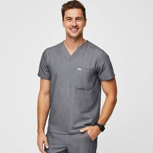 NWT NEW Figs Leon Three-Pocket Scrub Top